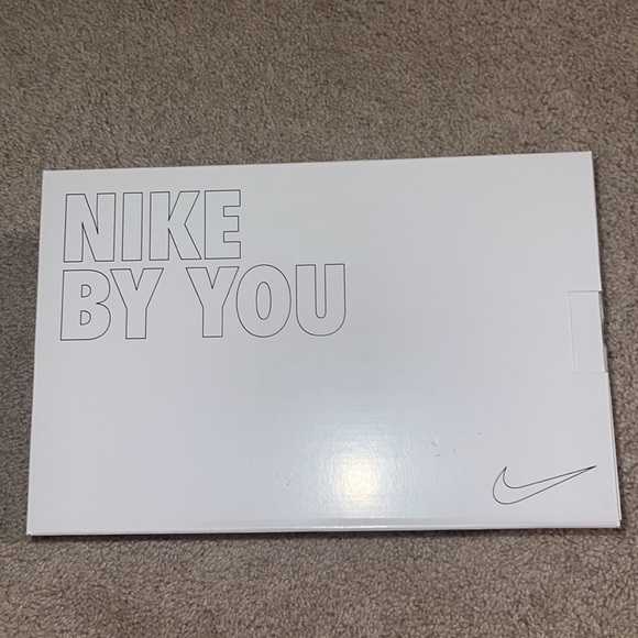 KD 16 custom made pink basically new tried on once with original box - Picture 8 of 8